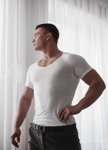 worm gras Omringd T-shirt onder je overhemd - Ja of Nee? 9 praktische tips – Fibershirts