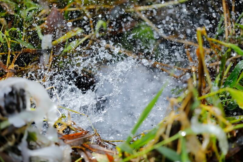 雄大な自然と美しい水