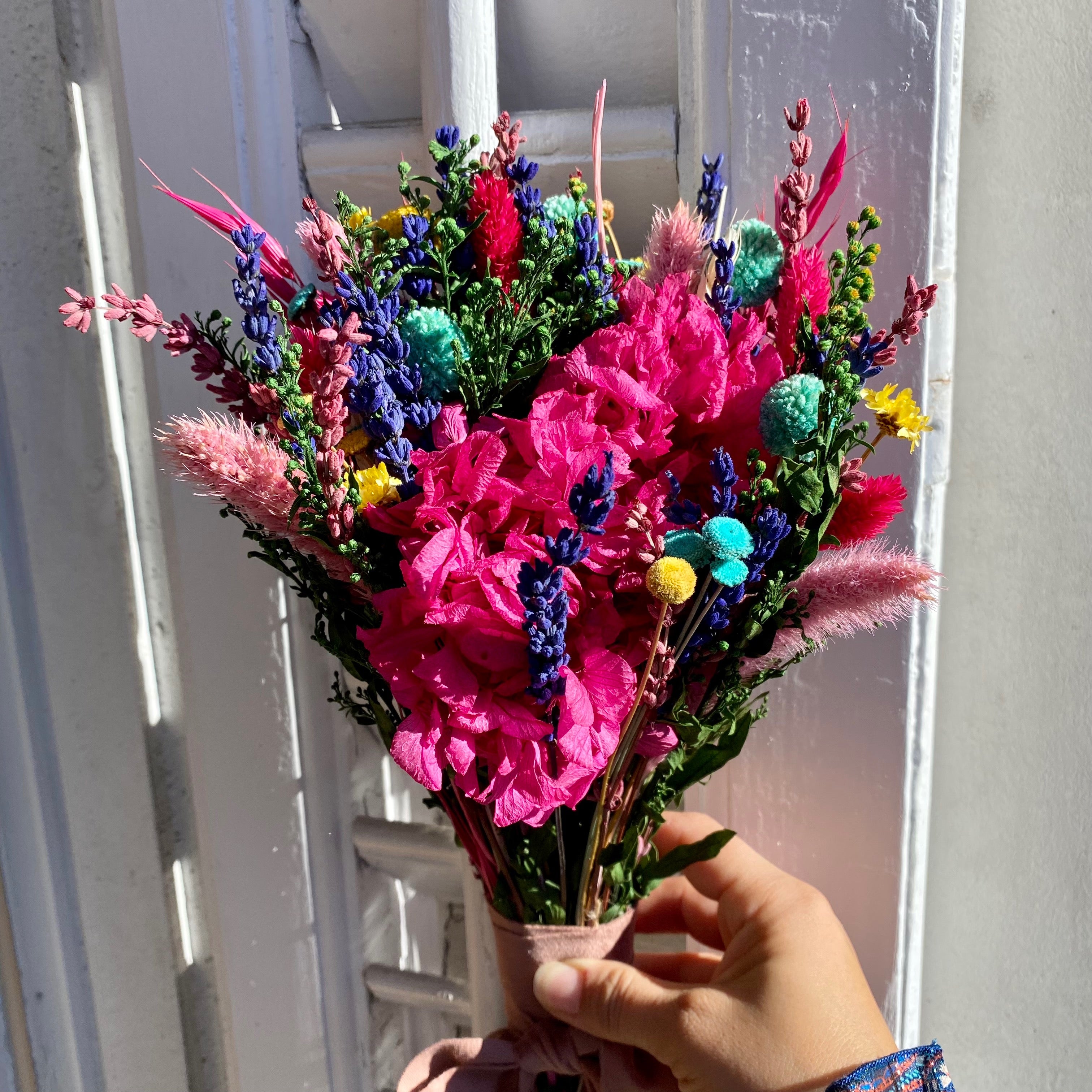 Felicidad Ramo de novia con coloridas flores secas – Massoury