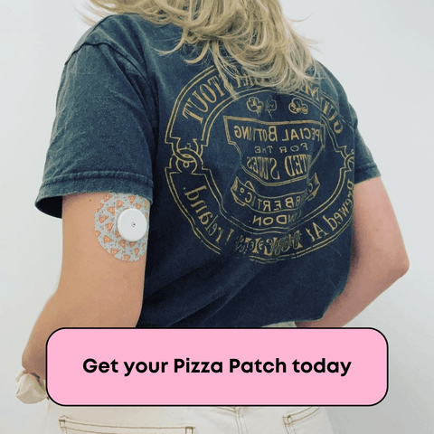 A girl wearing a waterproof pizza patch to protect her freestyle libre 2.