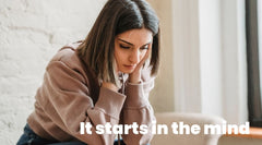 A woman struggling with depression, and caption text saying "it starts in the mind". Diabulimia starts in the mind.