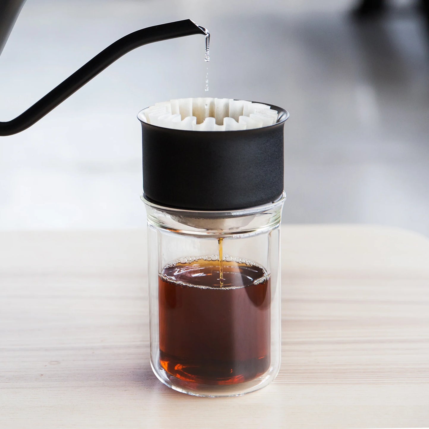 https://cdn.shopify.com/s/files/1/0550/4119/6267/files/Stagg-Pour-Over-Drippers-02-Stagg-X-02_1445x.webp?v=1696360763