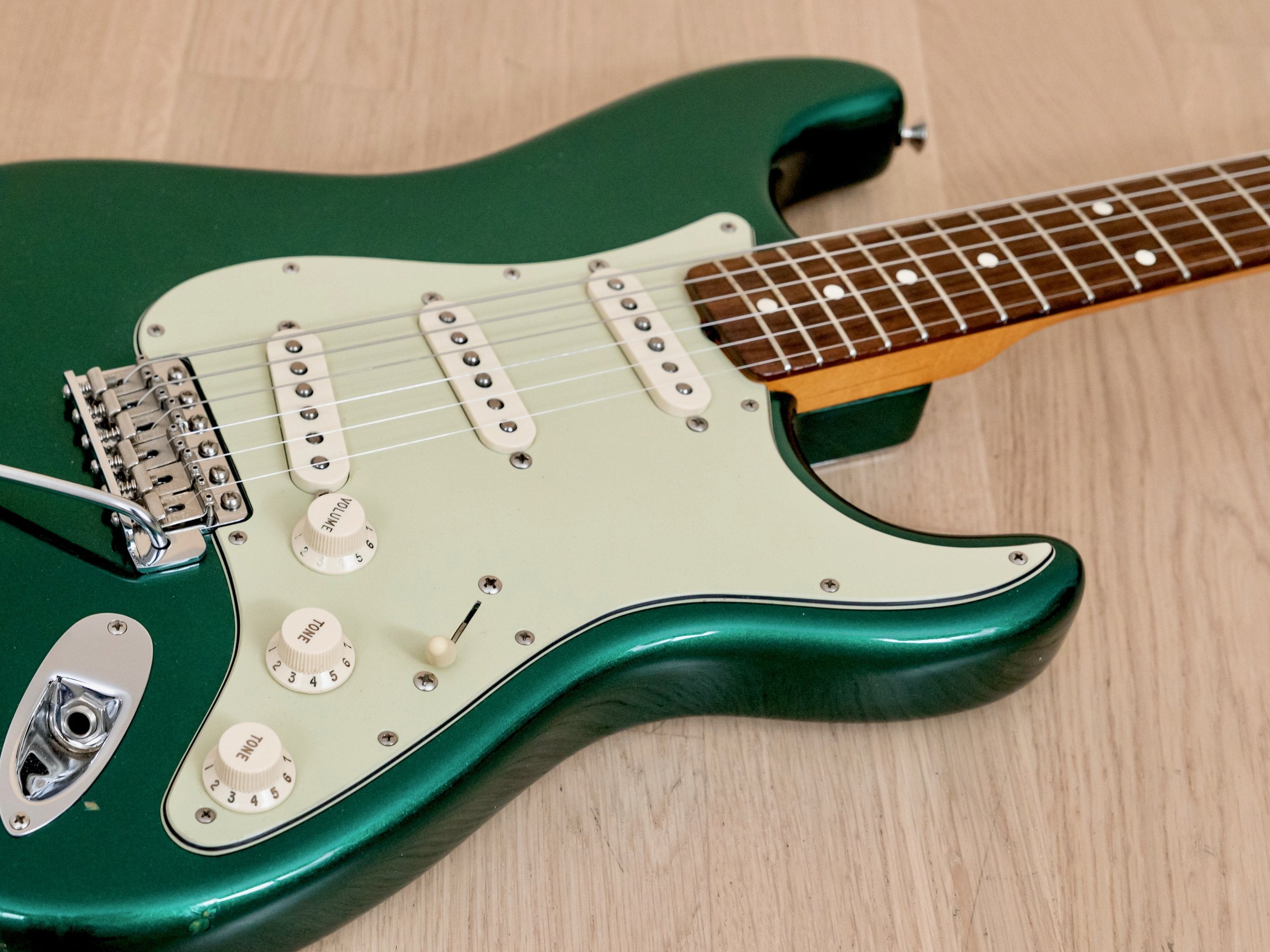 1999 Fender American Vintage '62 Stratocaster Sherwood Green, 100% Original w/ Case