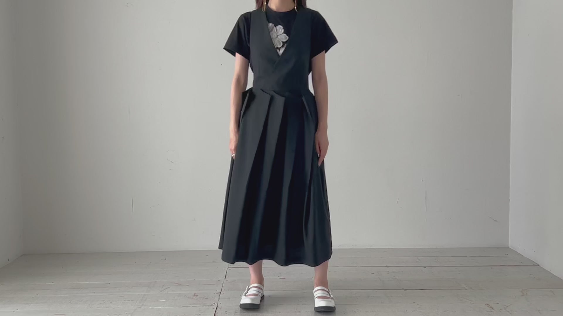 シルバーピーチ 美品 noir kei ninomiya ジャンパー スカート