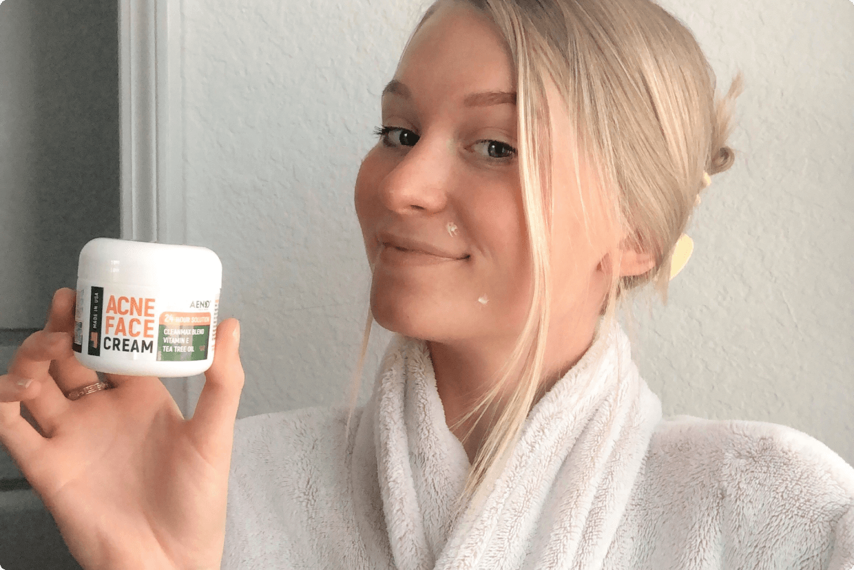 Woman with AenoAcne Cream 