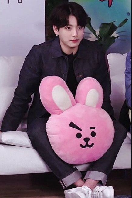 Jungkook with COOKY plushy