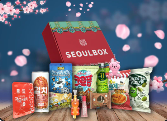 Seoulbox Signature box with cherry blossoms in the background