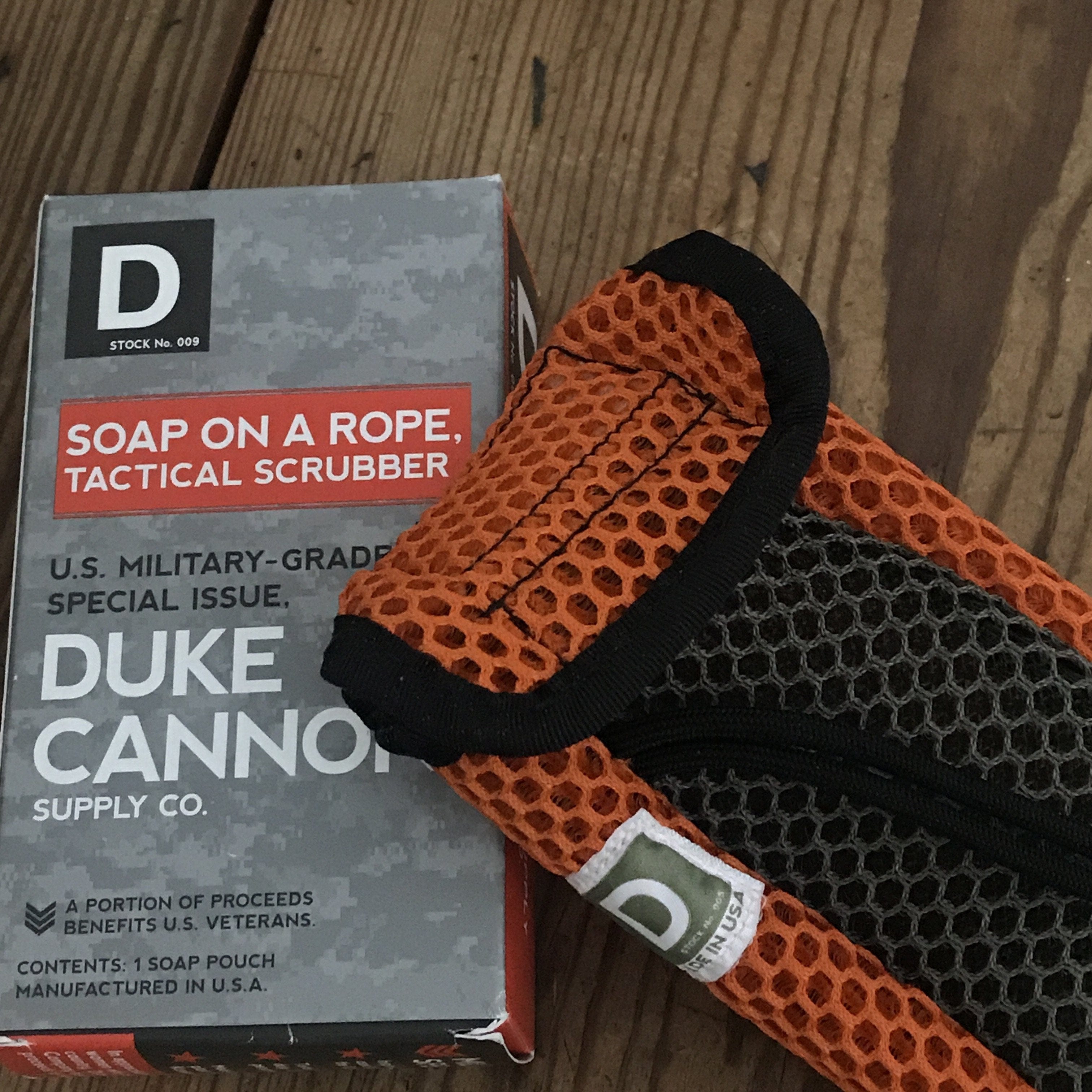 Duke Cannon Soap On a Rope Tactical Scrubber Pouch + Oak Barrel Bourbon Soap