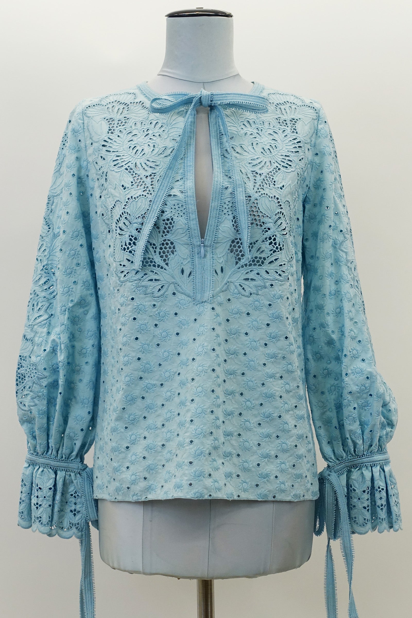 Blouse à broderie anglaise