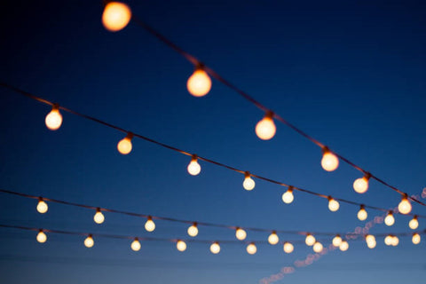 How to hang outdoor string lights