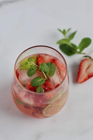 Rosé Cocktails To Try This Summer