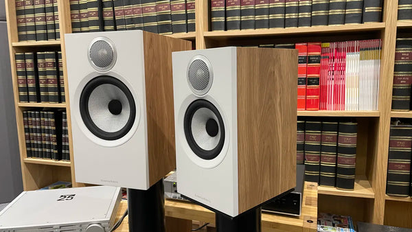 Bowers & Wilkins 606 S3 Bookshelf Speakers - Premium Sound