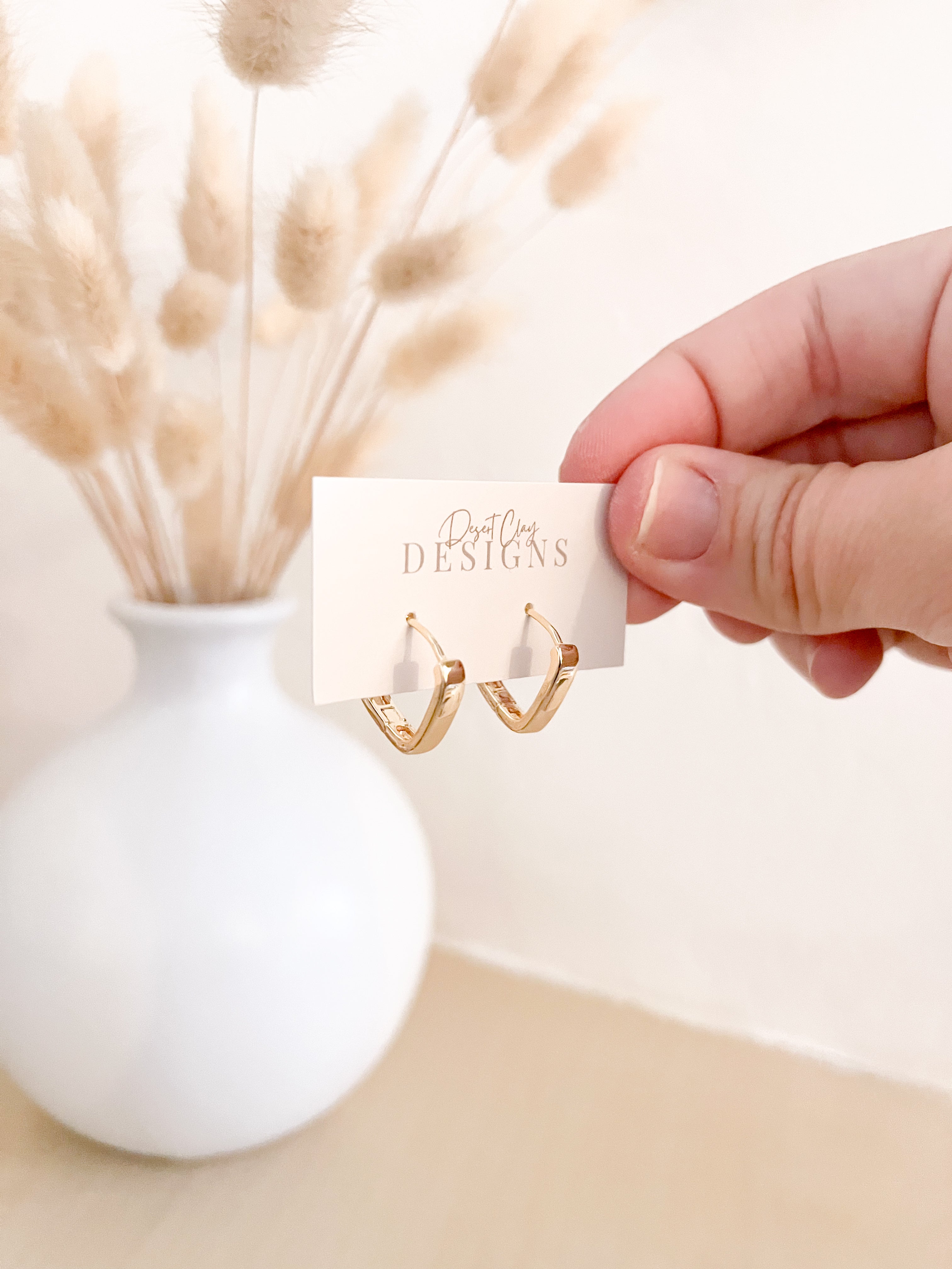 Rounded Square Huggies