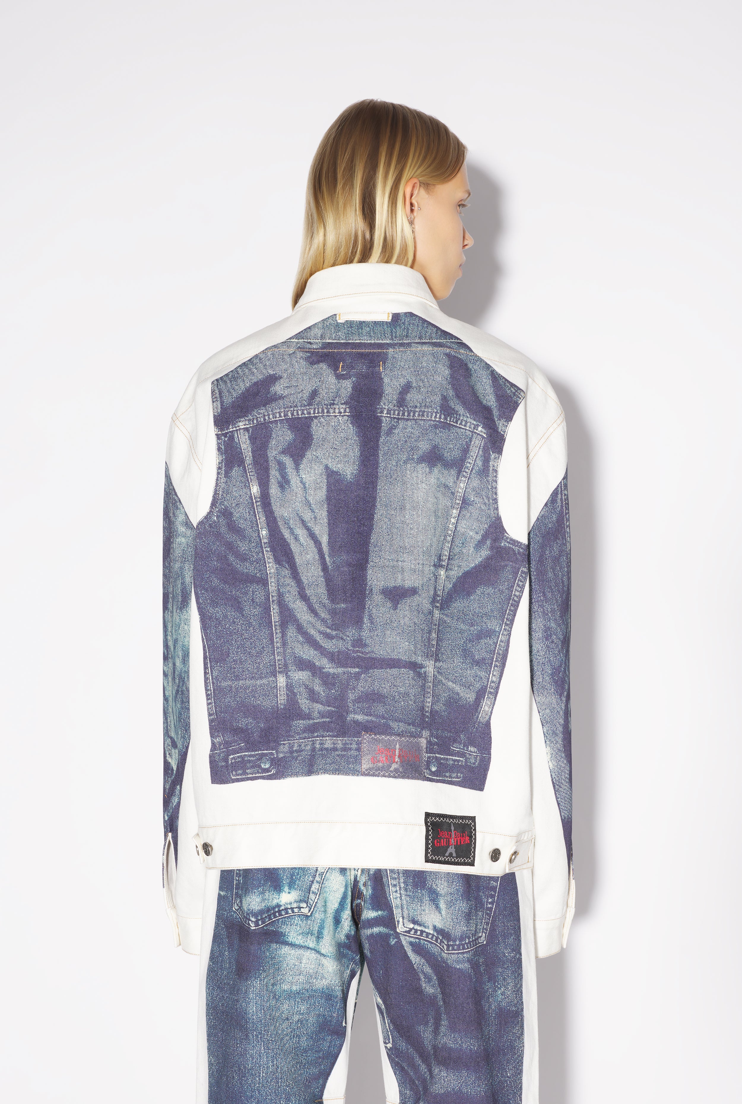 La Veste en Denim Trompe l'Oeil Blanche