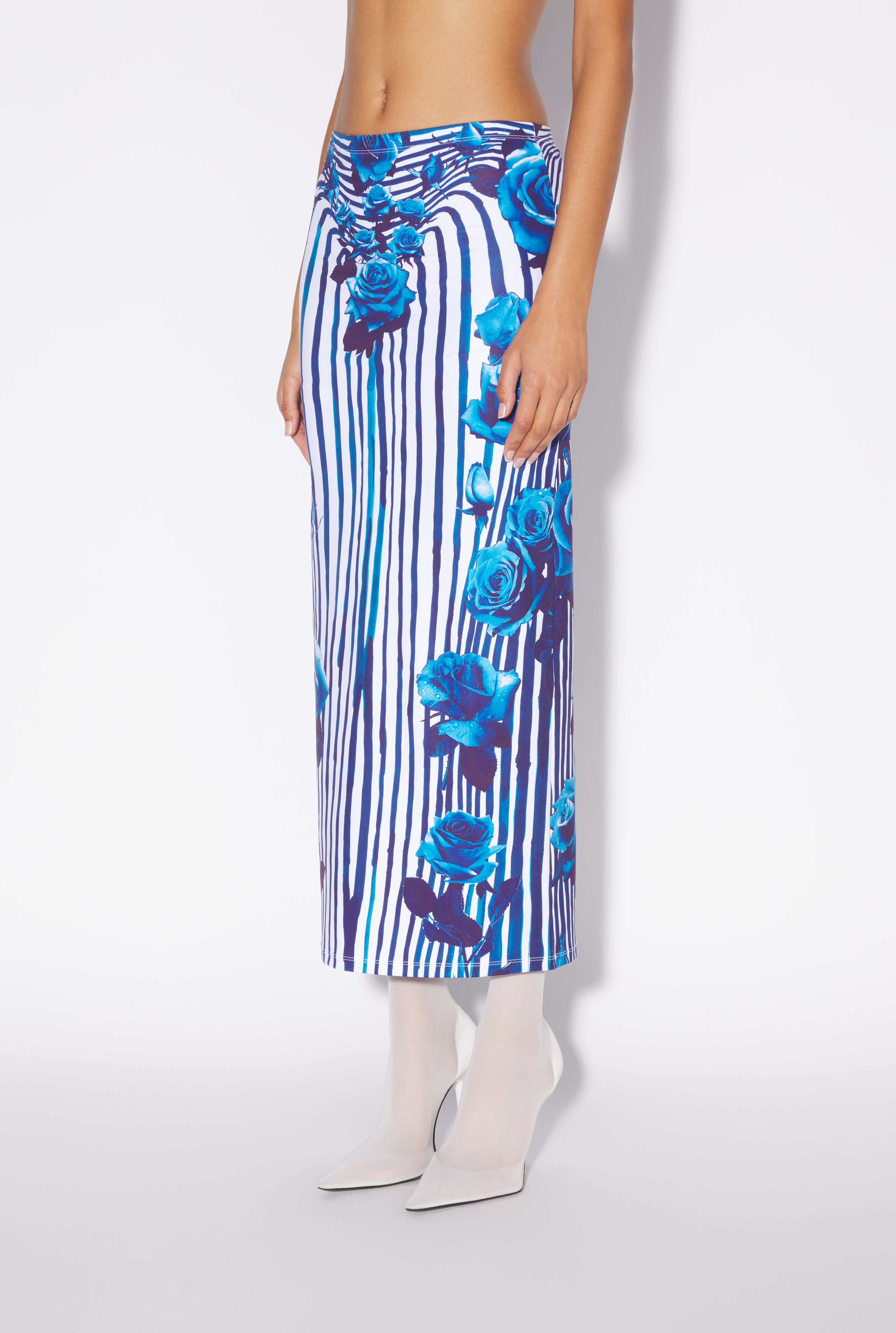 The Blue Flower Body Morphing Skirt