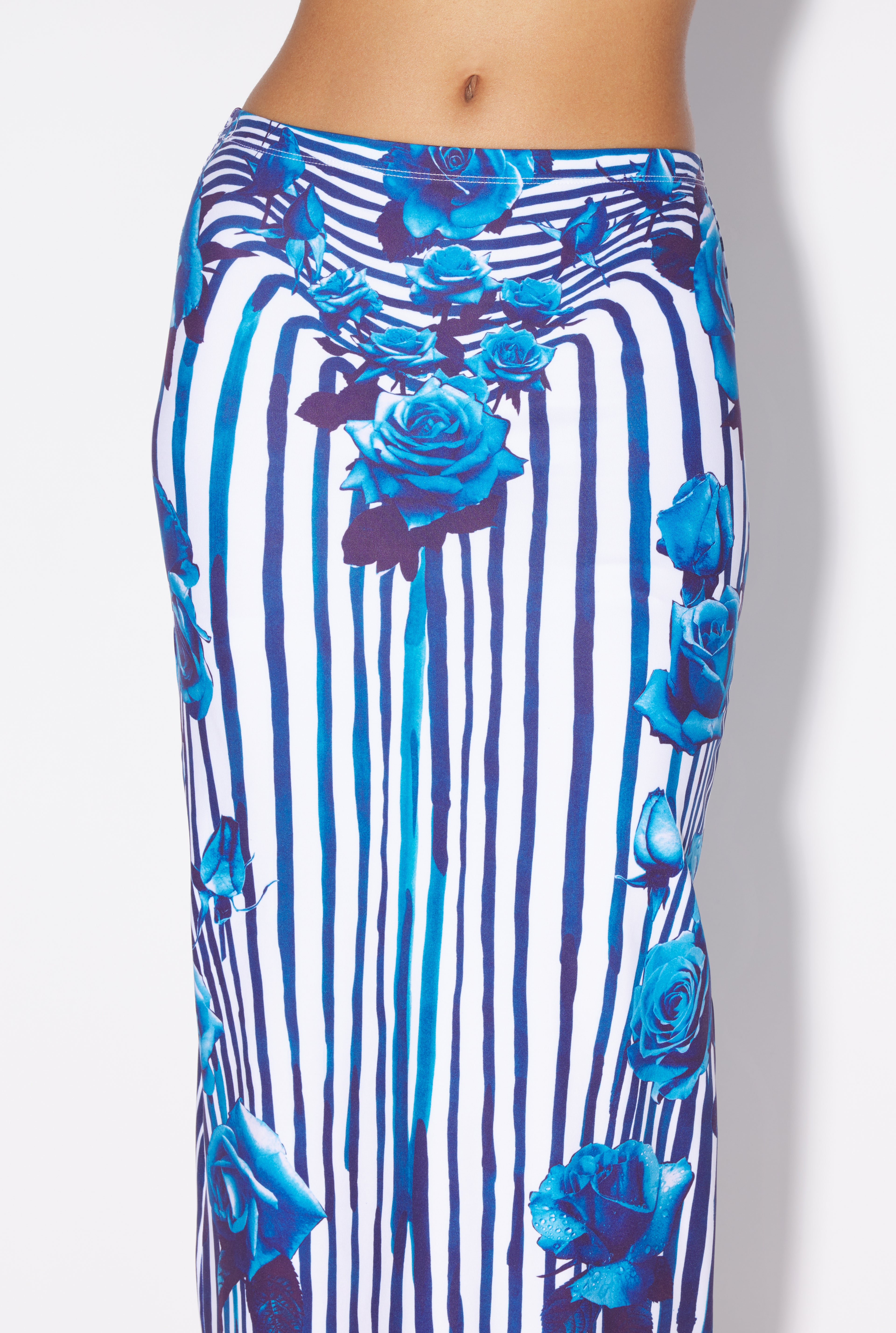 The Blue Flower Body Morphing Skirt