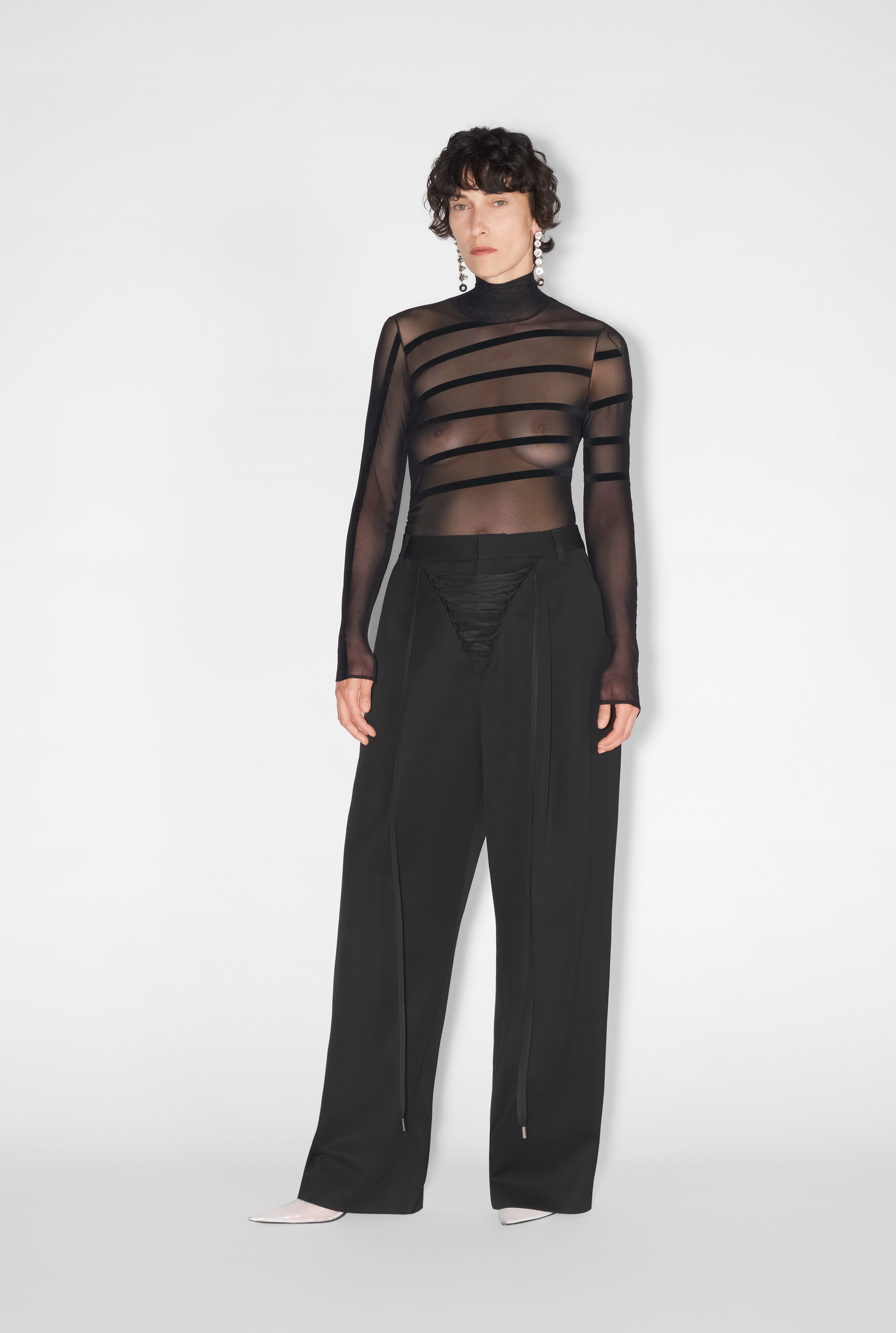 Le Pantalon Tailleur Lacets