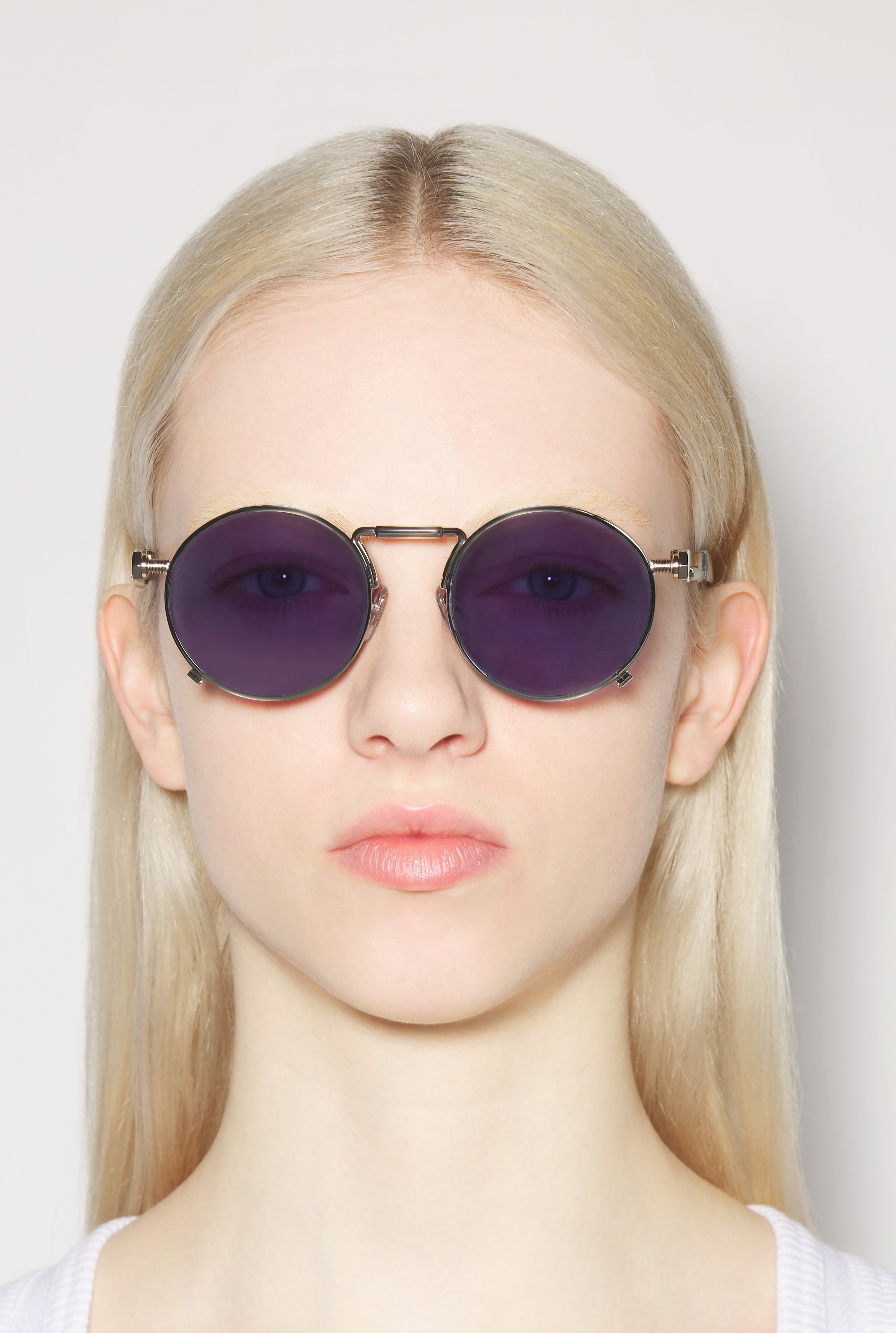 The Silver 56-8171 Sunglasses