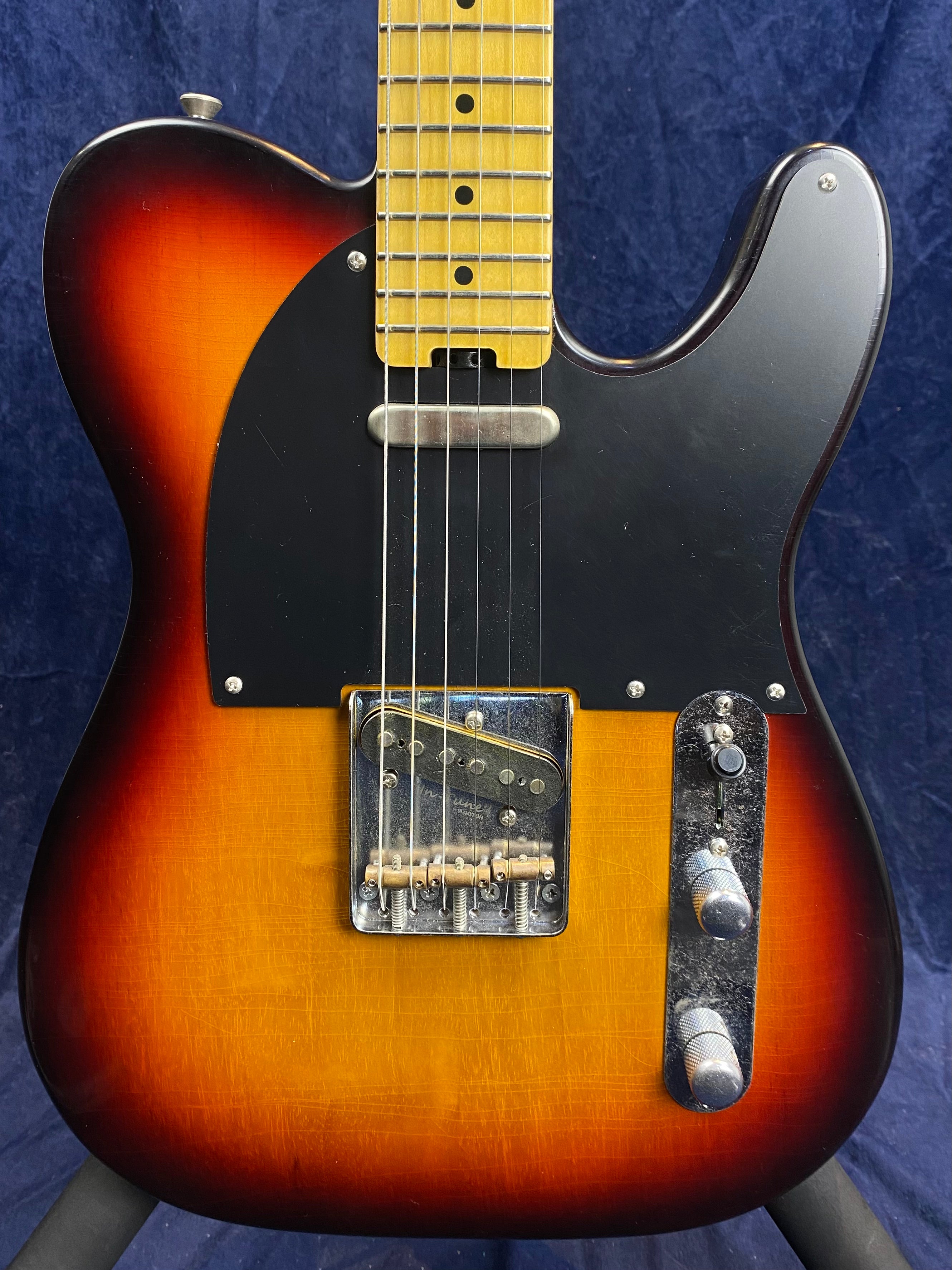 Gordon Smith Blaggard in Crazed Nitro Vintage Sunburst with Hard Case