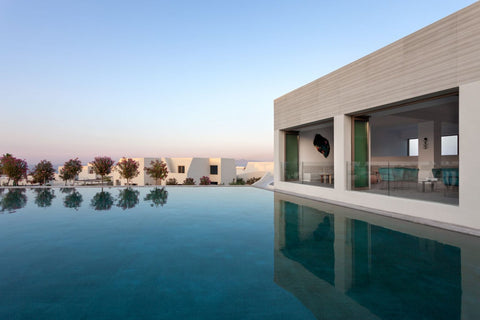 NOUS Hotel in Santorini, luxury hotel recommended by the niche fragrance house The Bubble Collection