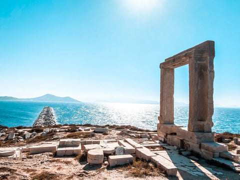 Naxos, photo by Shannon Kircher/The Wanderlust Effect, one of the Greek islands recommended by The Bubble Collection, the new niche fragrance brand making waves in the beauty industry.