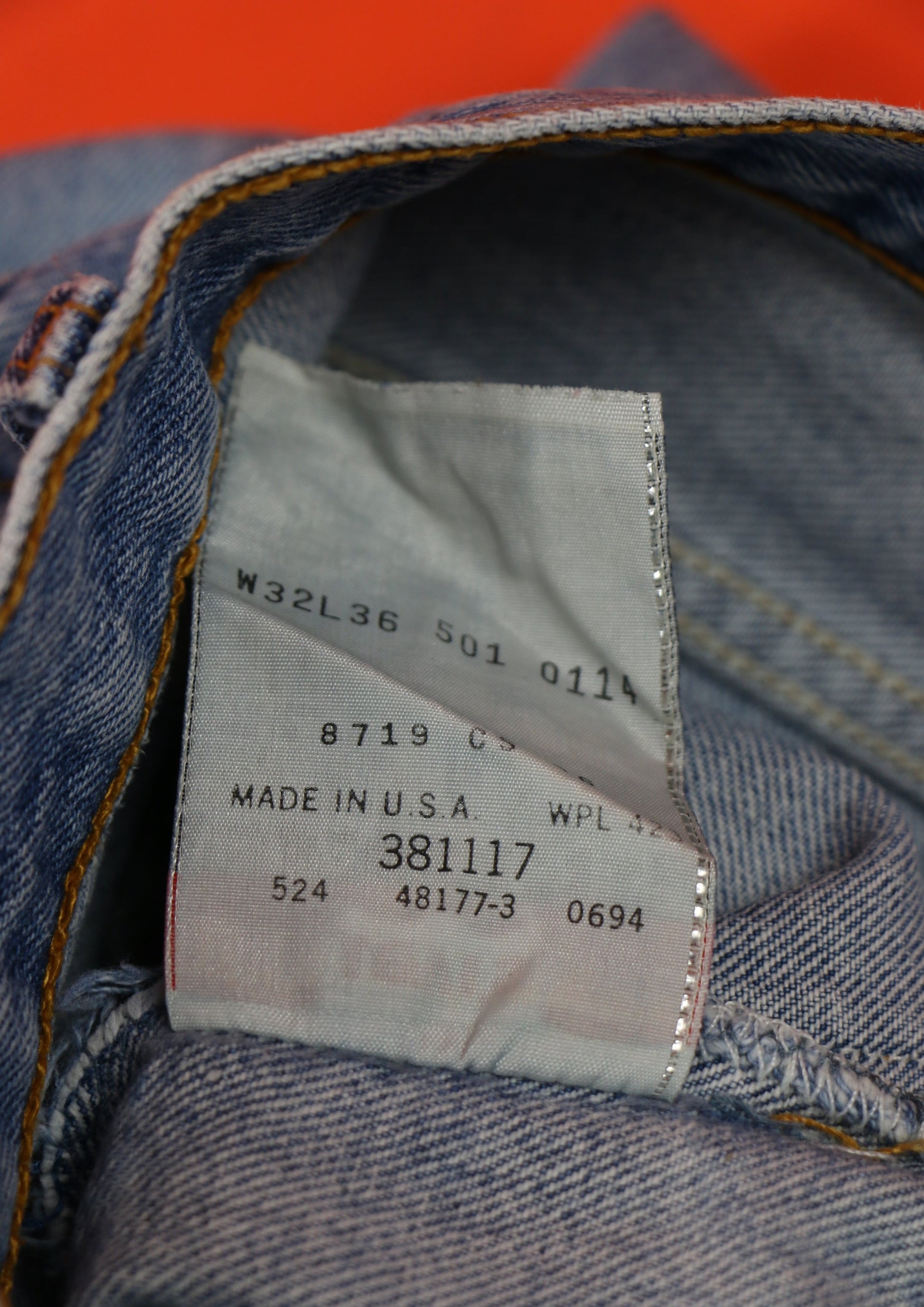 Levi's 501 Jeans Made in . 'W32 L36' cropped ~ Vintage Store  