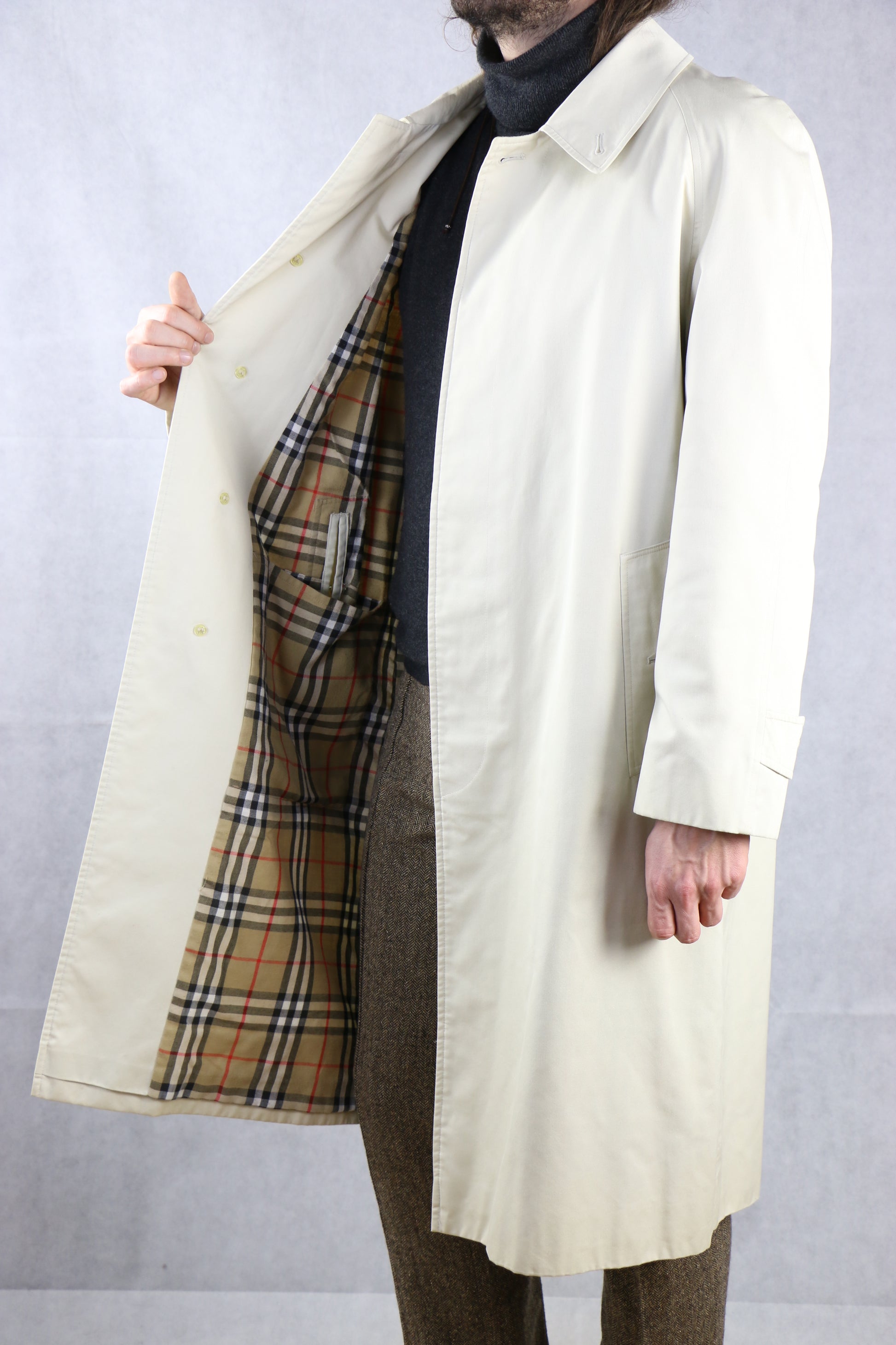 Burberrys' Trench Coat 'Made in England' M ~ Vintage Store 