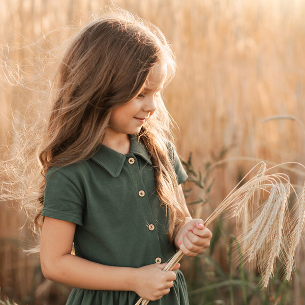 Wheat proteins coat the hair