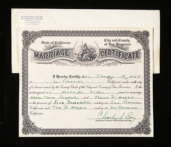 Marlilyn Monroe and Joe DiMaggio's wedding certificate