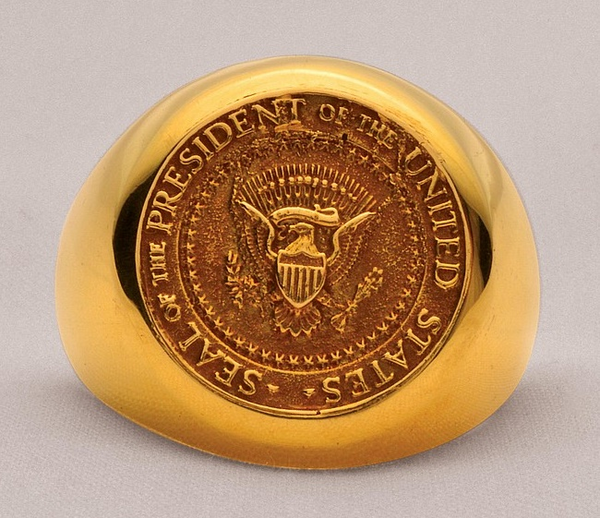 John F. Kennedy gold presidential ring