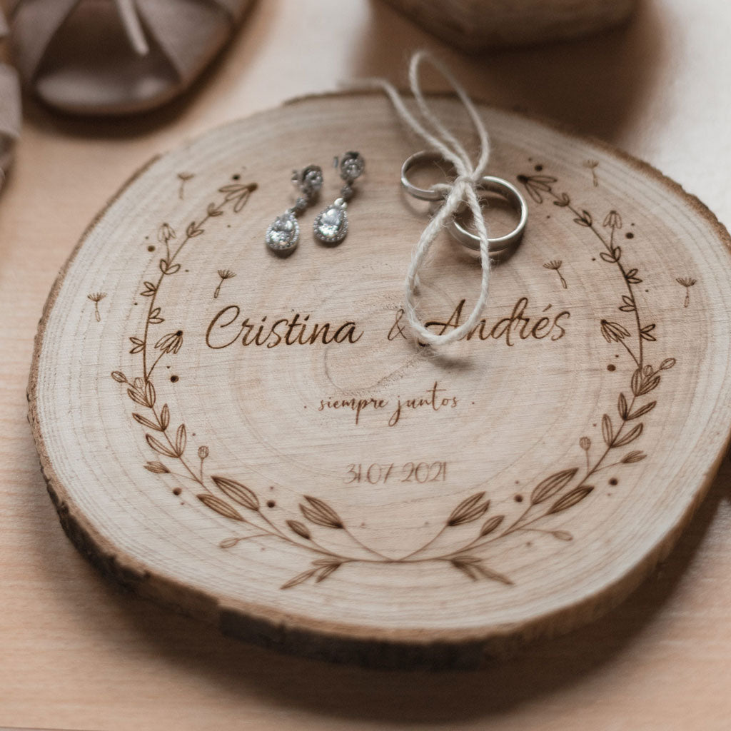 Porta alianzas en cajita de madera, personalizado, modelo brújula - Tu&Yo  Shop - Detalles de boda