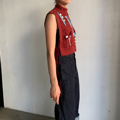 Mame Kurogouchi】 Floral Motif Hand-Knitted Vest – ONENESS ONLINE