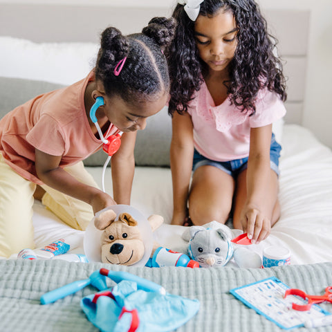 Melissa & Doug Toy Spotlight Examine & Treat Pet Vet Play Set blog post