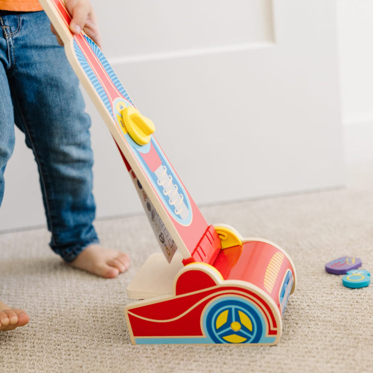 melissa and doug wooden vacuum