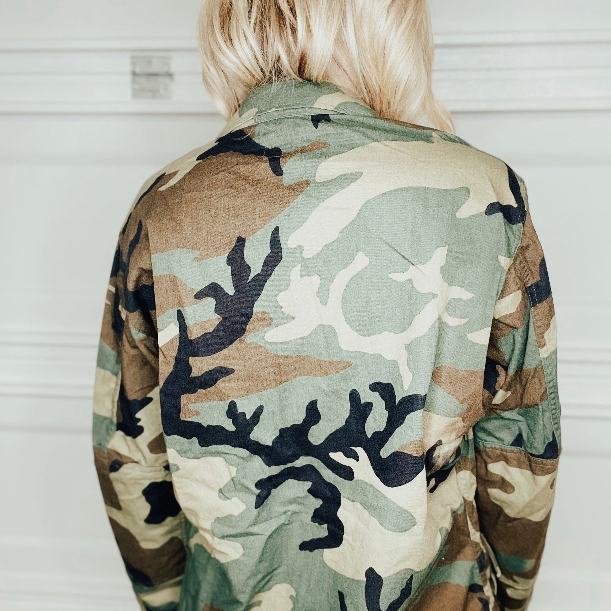 Introducir 62+ imagen chanel army fatigue jacket