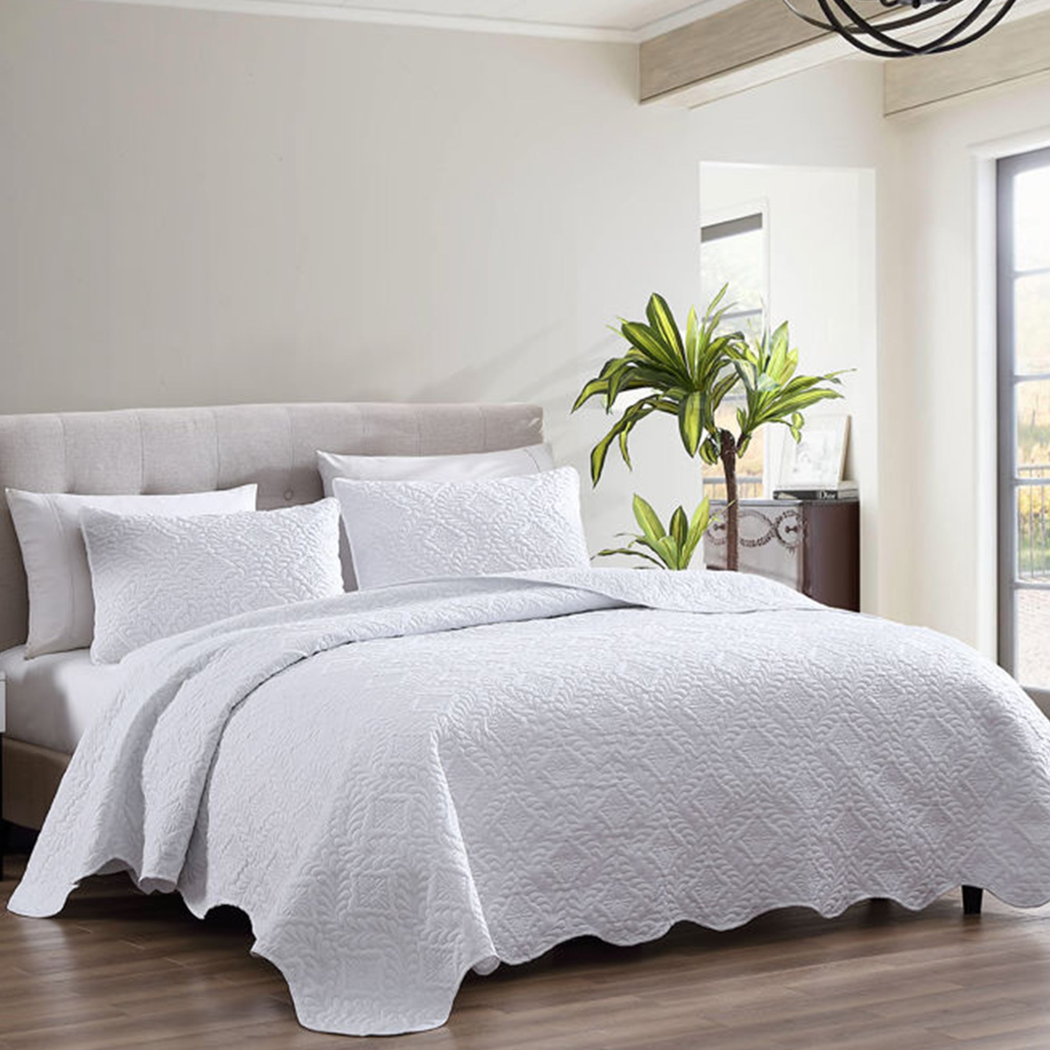 The Nesting Company Ivy Bedspread Set