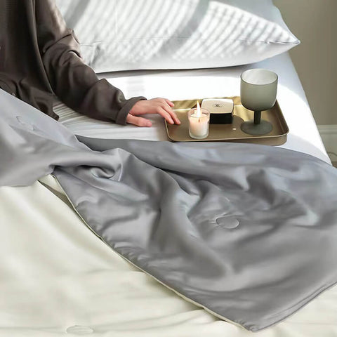 lightweight silk comforter for menopausal people