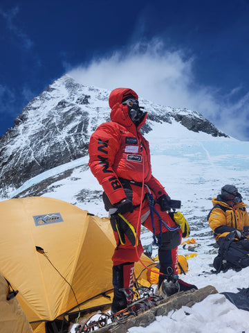 Dany escalading the Everest