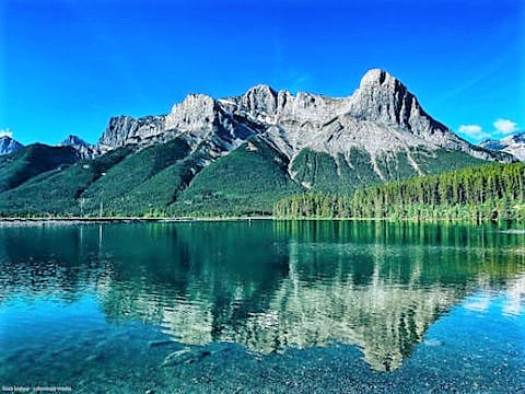 Canmore Reservoir Stand Up Paddle Boarding