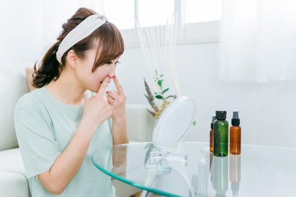 洗顔しても鼻の角栓が目立つ原因