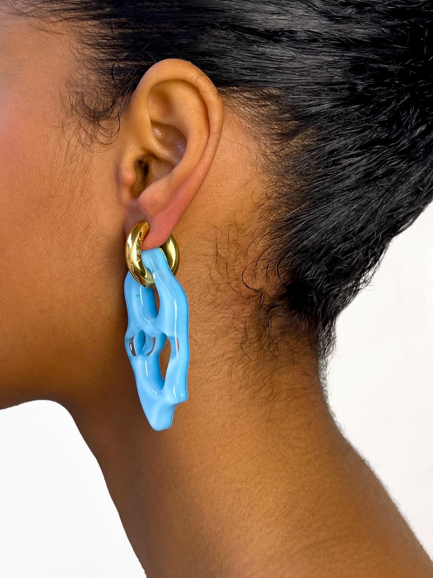 Ami baby blue gold earring (single)