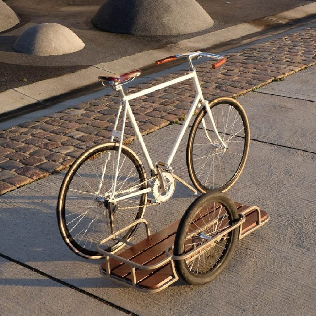 Sidecar Bike with fresh Paint