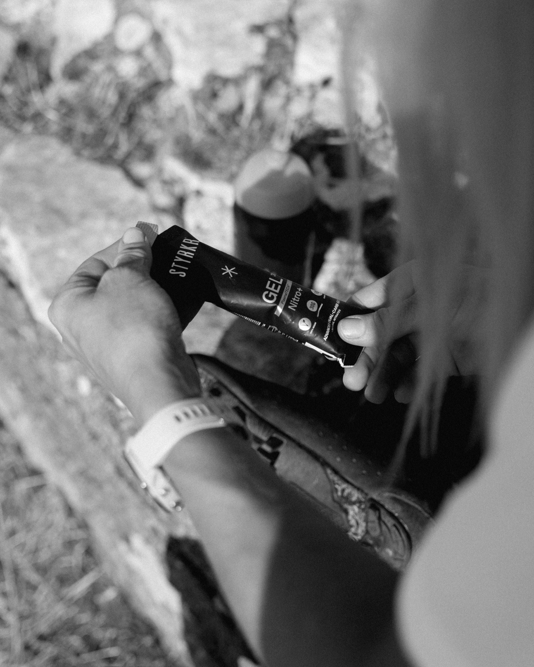 cyclist with her fuel bag for cycling