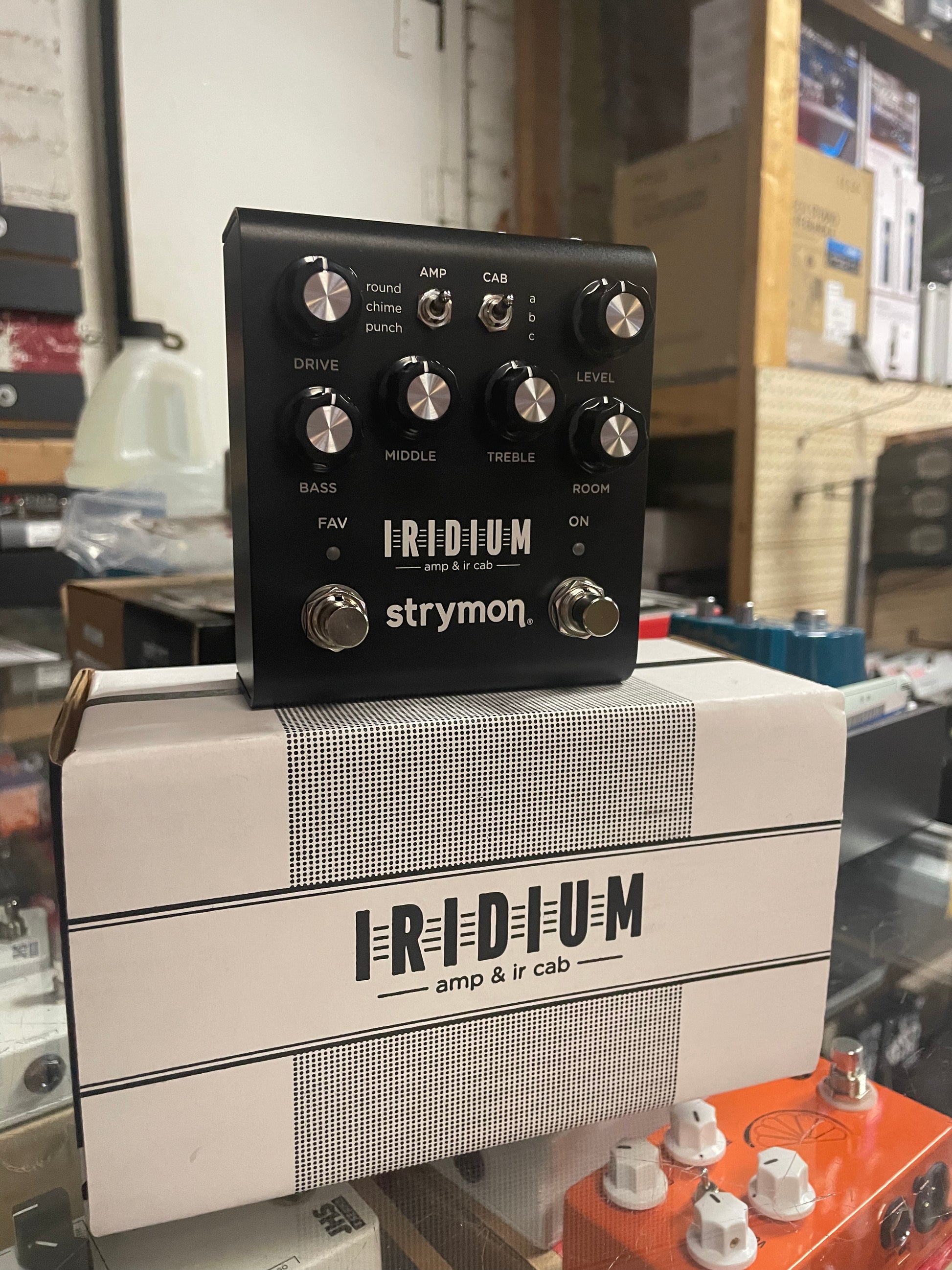 strymon IRIDIUM 美品 元箱・純正アダプタ・取説付 IR-200 smcint.com