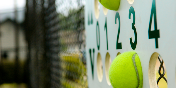 how to score in racket sport