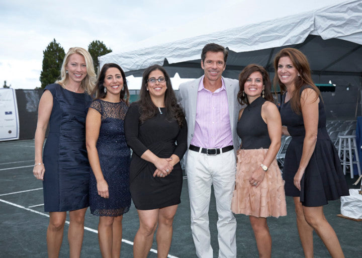 Co-Chairs Melissa Hawks, Lori Zych, Jennifer Morris, Kristina Gabelli and Marjorie Pastel with former tennis professional Jimmy Arias. Photo by Elaine Ubina.