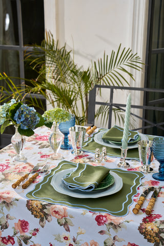 Summer Tablescape Inspiration