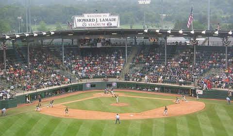 Description	Cropped version of Little League World Series Game in Howard J. Lamade Stadium during the 2007 Little League World Series in South Williamsport, Lycoming County, Pennsylvania, USA Date	August 2007 Source	Photo taken and cropped by self Author	User:Ruhrfisch