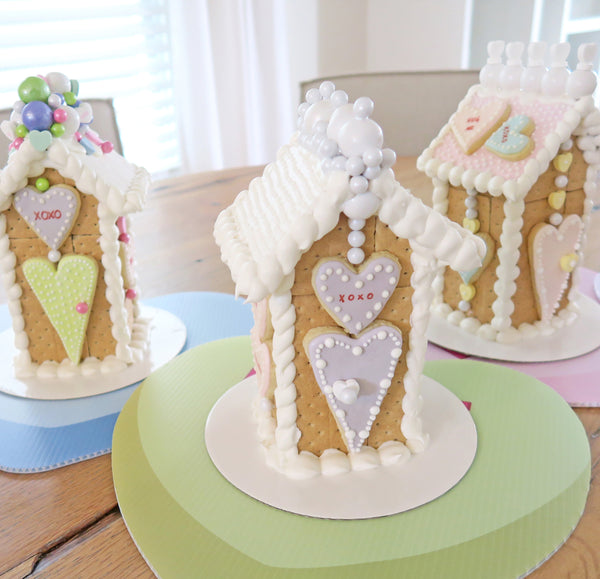 Lollie + Boo, gingerbread houses, Valentine's Day gingerbread houses, Valentine's Day