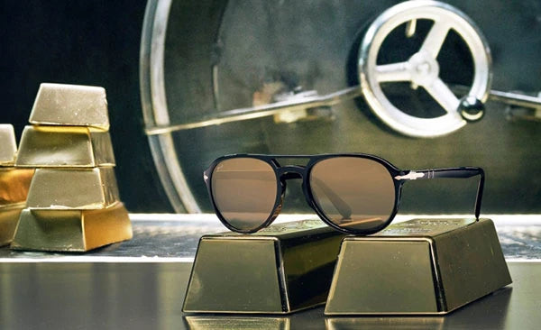 persol limited edition di occhiali ispirati alla serie tv money heist